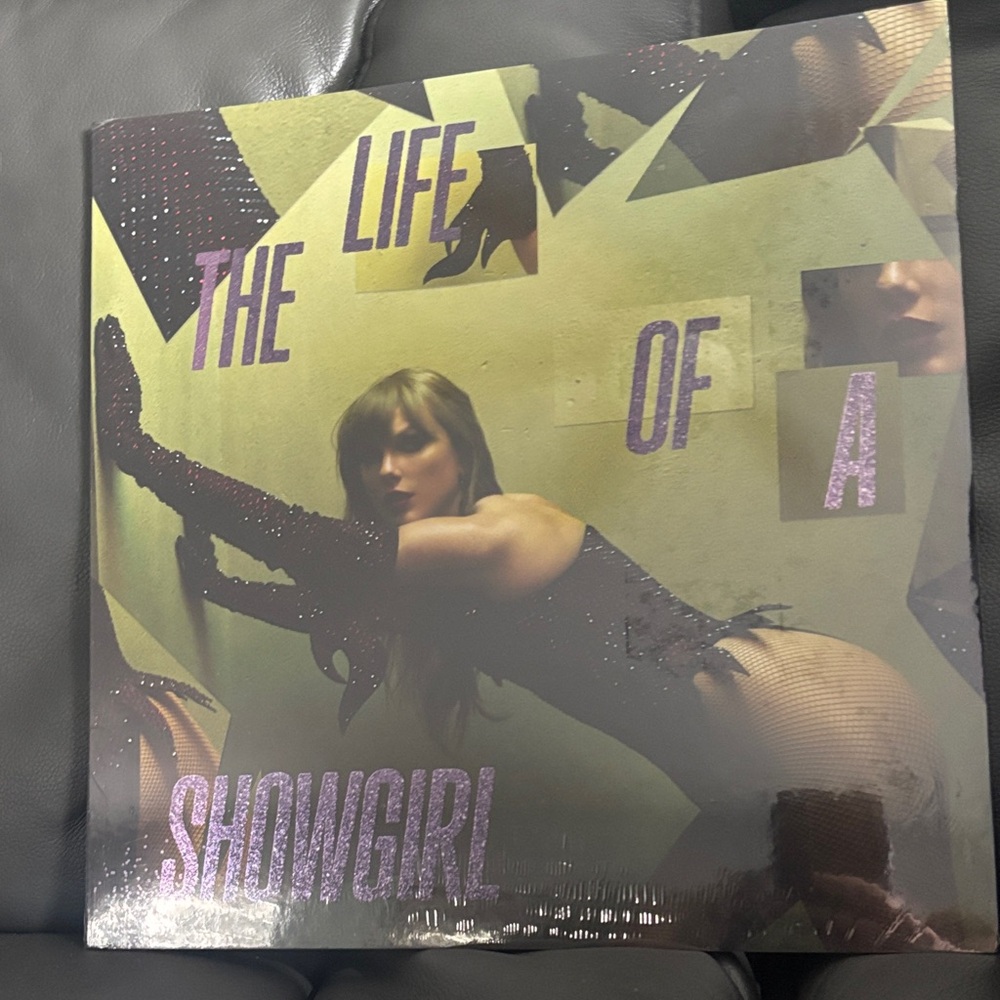 💜The Life of a Showgirl – Ultraviolet “Dead Bug” Edition Vinyl ✨ SEALED💜